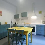Le 27