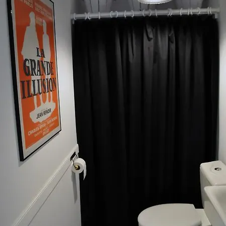 Le 27 Apartment *