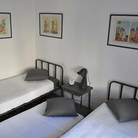 Le 27 Apartment *